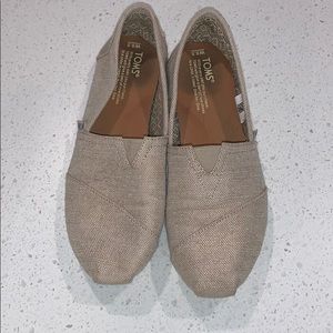 Beige with gold shimmer Toms size 8.5!